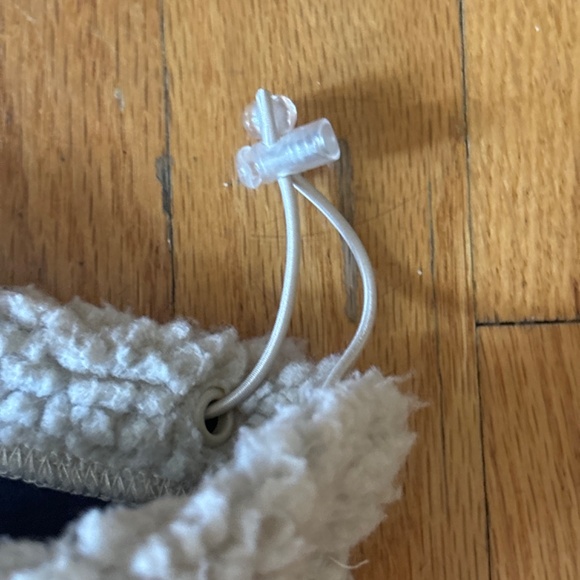 Columbia University Sherpa Pullover - Picture 9 of 10